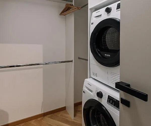 Cherry 브라티슬라바